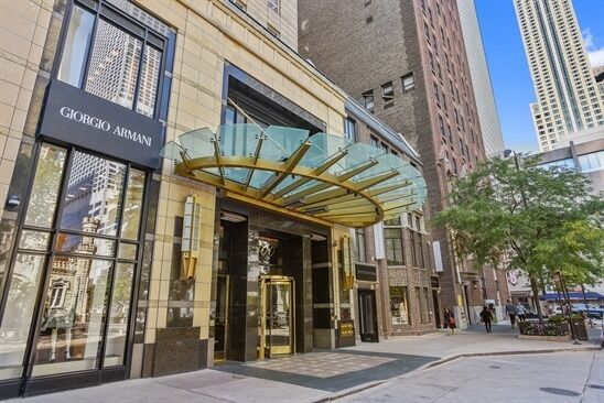 Property Photo:  800 N Michigan Avenue 3301  IL 60611 