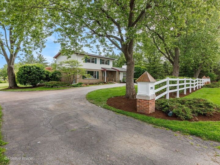 Property Photo: 2955 Duffy Lane IL 60015