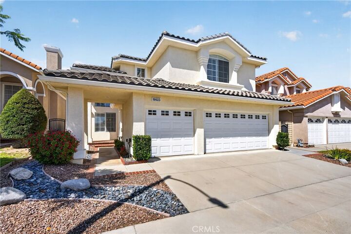 Property Photo: 19923 Mid Pines Lane CA 91326
