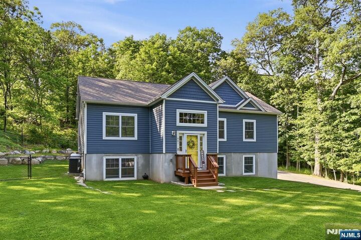 Property Photo:  461 Brook Road  NJ 07456 
