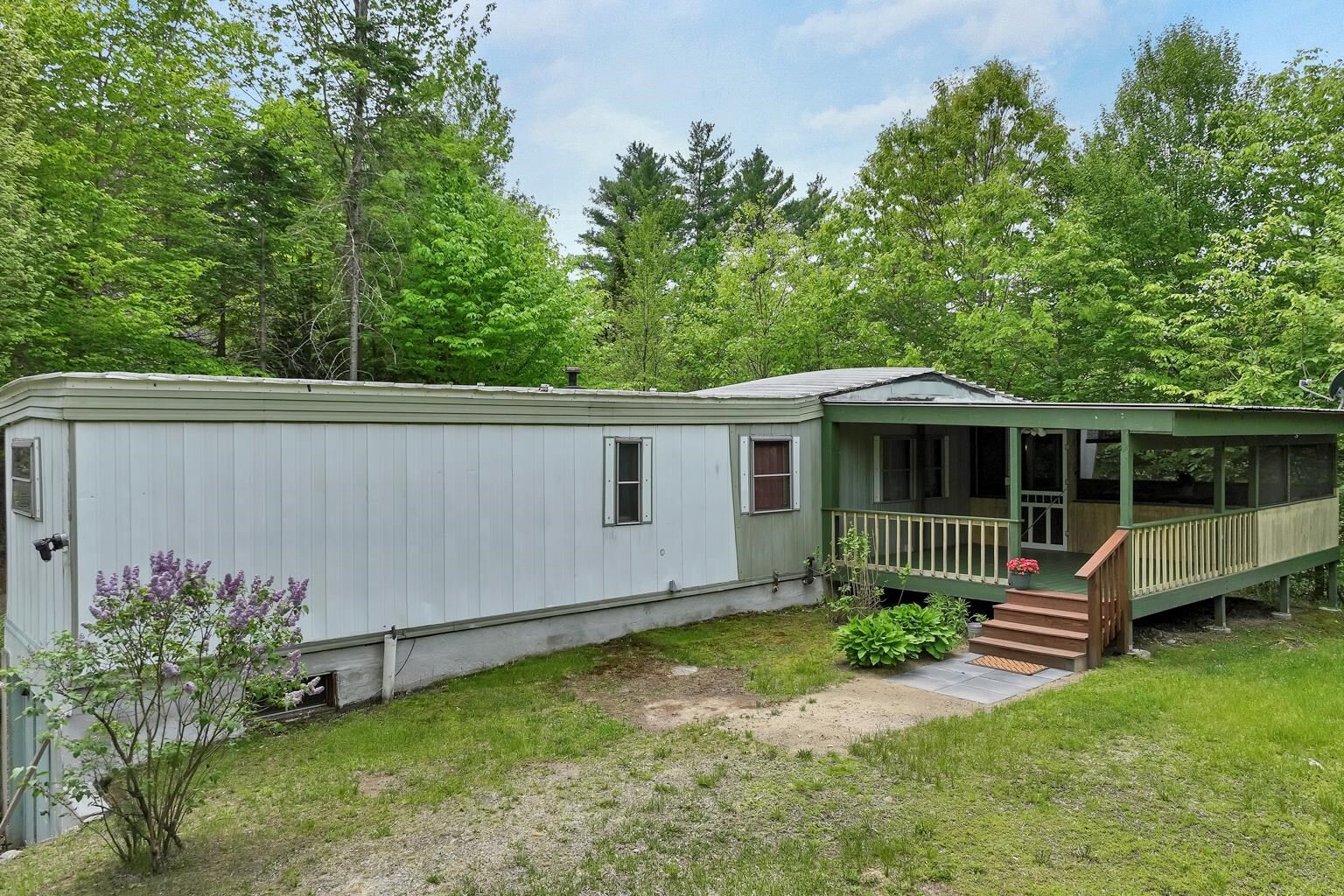 Property Photo:  2 Lily Lane  NH 03285 