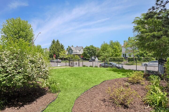 Property Photo: 2700 Pillsbury Avenue S MN 55408