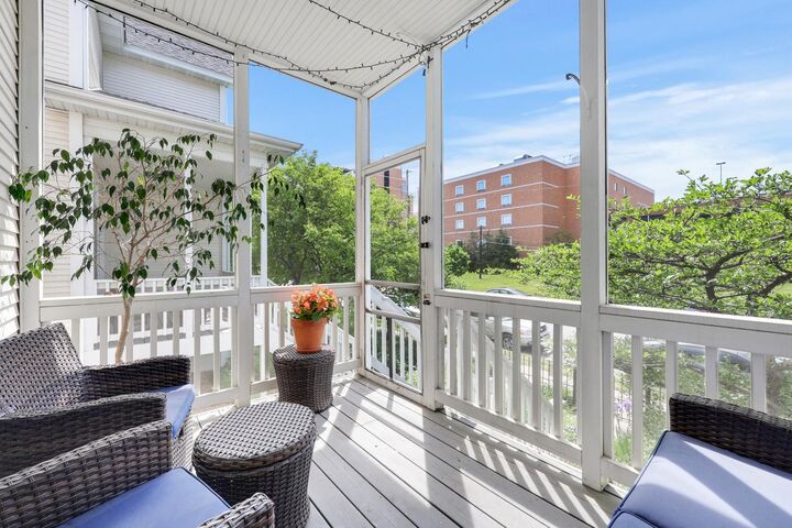 Property Photo: 724 E 25th Street MN 55404