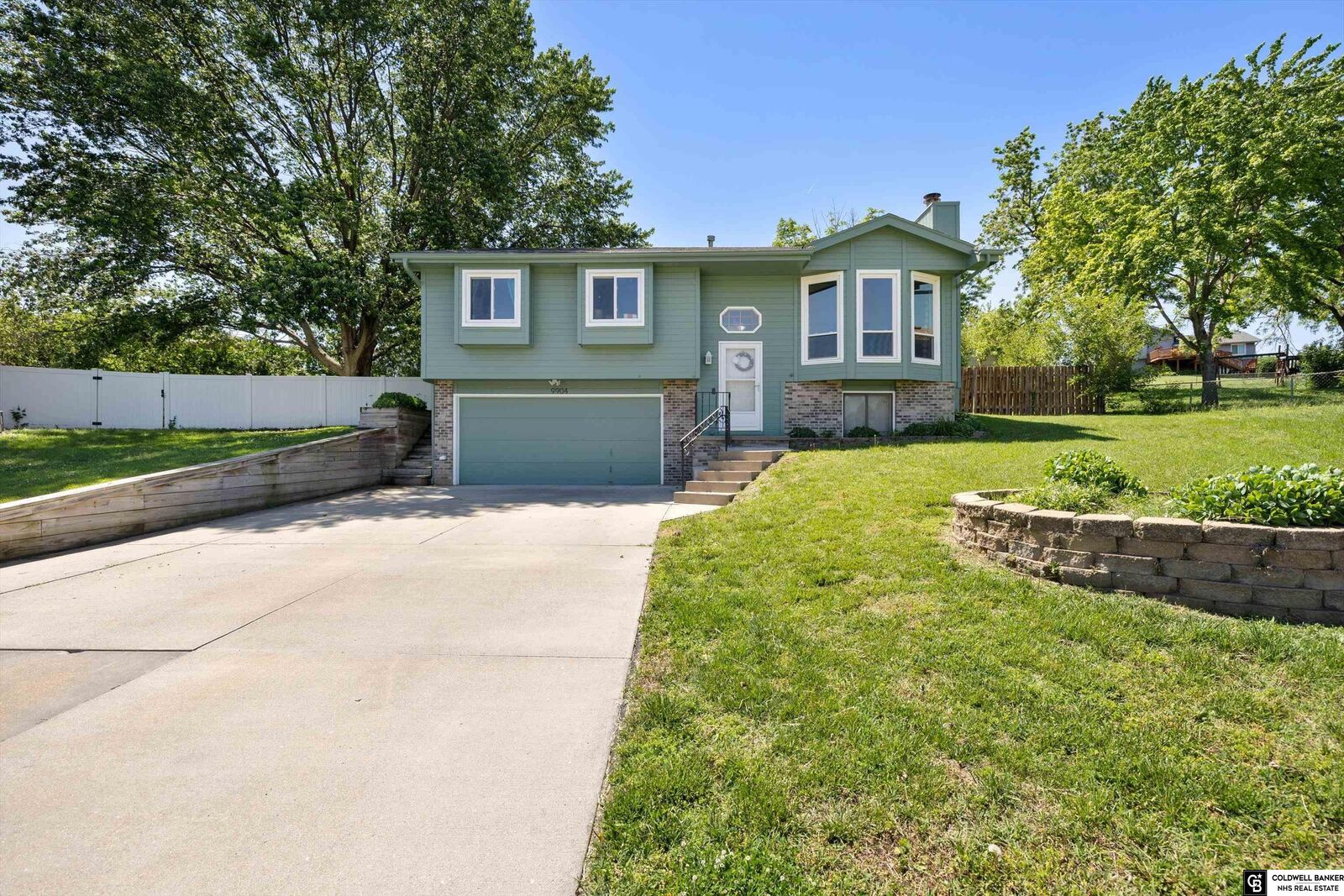 Property Photo:  9904 S 9 Circle  NE 68123 