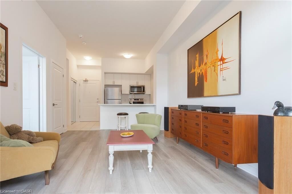 Property Photo:  460 Dundas Street E 119  ON L8B 2A5 