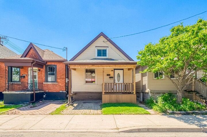 Property Photo:  1062 Cannon Street E  ON L8L 2H8 