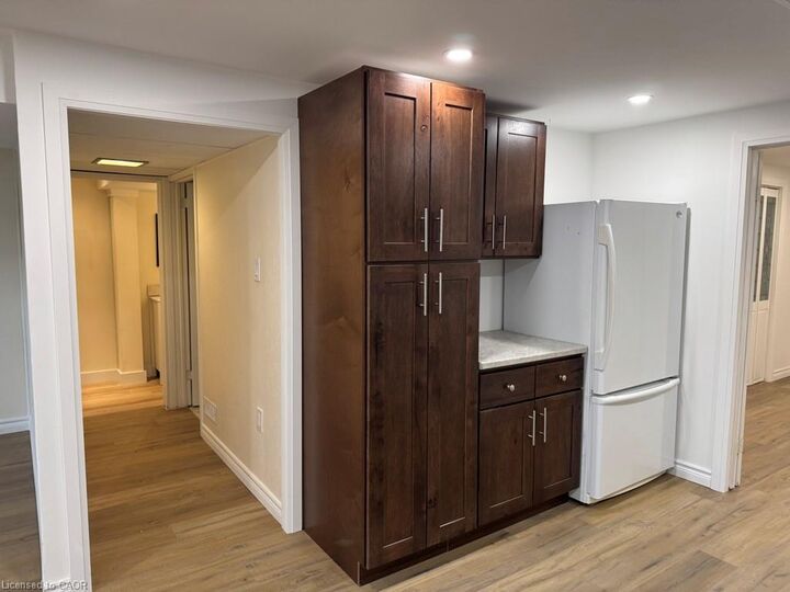 Photo de la propriété:  177 San Pedro Drive Lower  ON L9C 2C9 