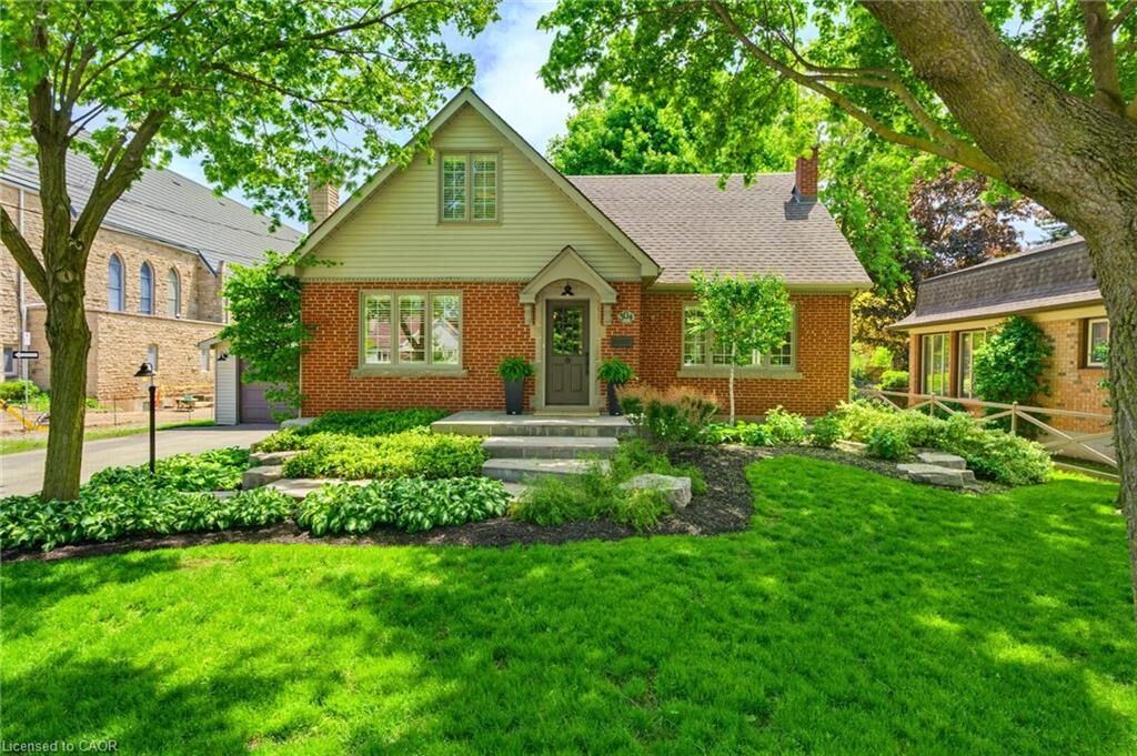 Property Photo:  304 Parkside Drive  ON L0R 2H0 