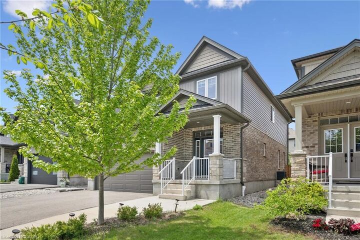 Property Photo:  660 Indian Grass Street  ON N2V 0C9 