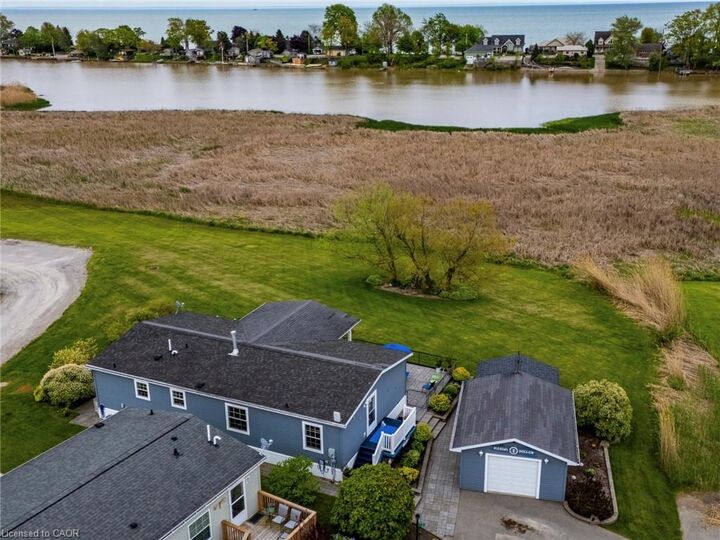 2 Hickory Hollow — photo 1