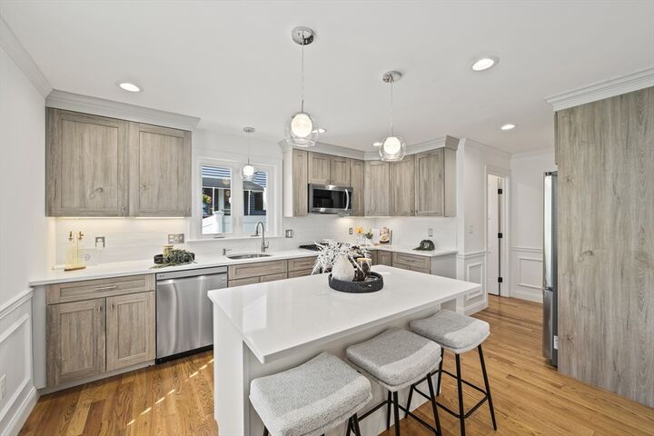 Property Photo: 61 Gale Street 1 MA 02453