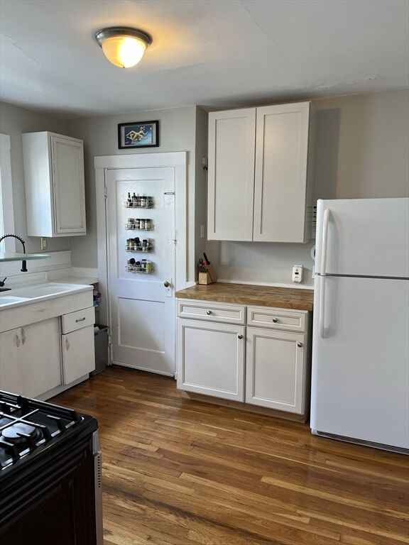 Property Photo: 44 Waterhouse St 2 MA 02144