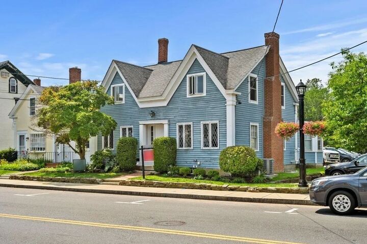 Property Photo: 54 Main St 201 MA 01983