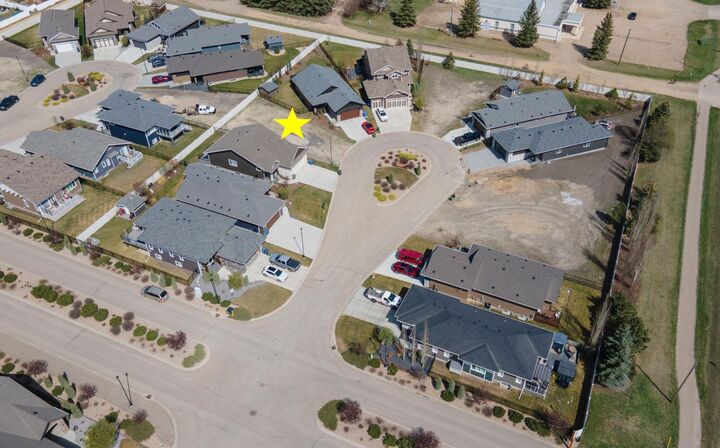 Property Photo: 14 Tindale Place AB T4P 0T8