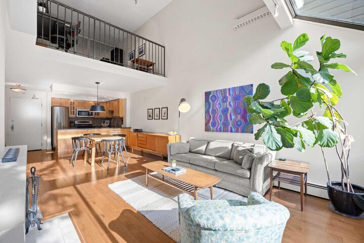 Property Photo:  1732 9A Street SW 102  AB T2T 3E6 
