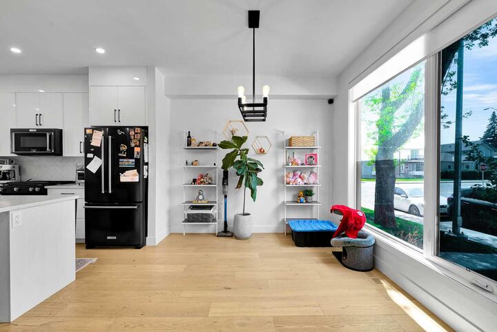 Property Photo: 2106 6 Street NW AB T2M 5C6