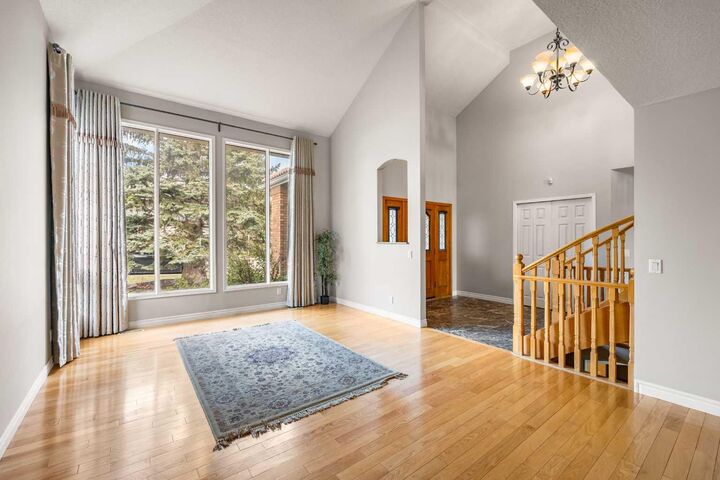 Property Photo:  2740 Signal Ridge View SW  AB T3H 2J5 