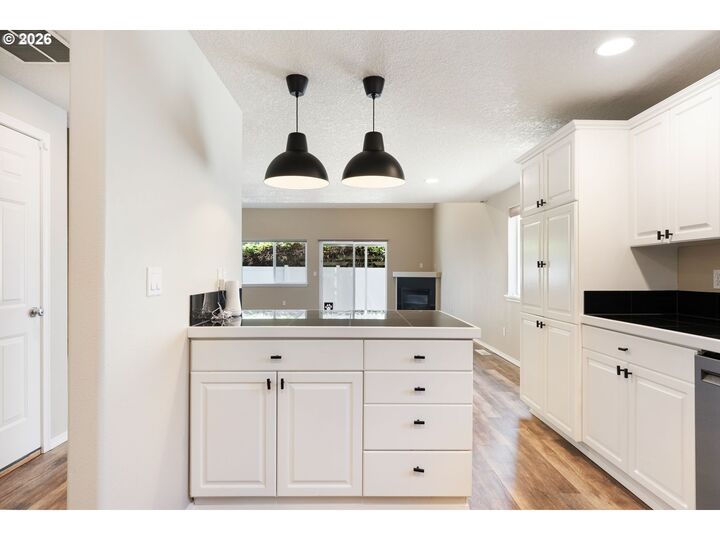 Property Photo:  8014 NE 38th Ave  WA 98665 