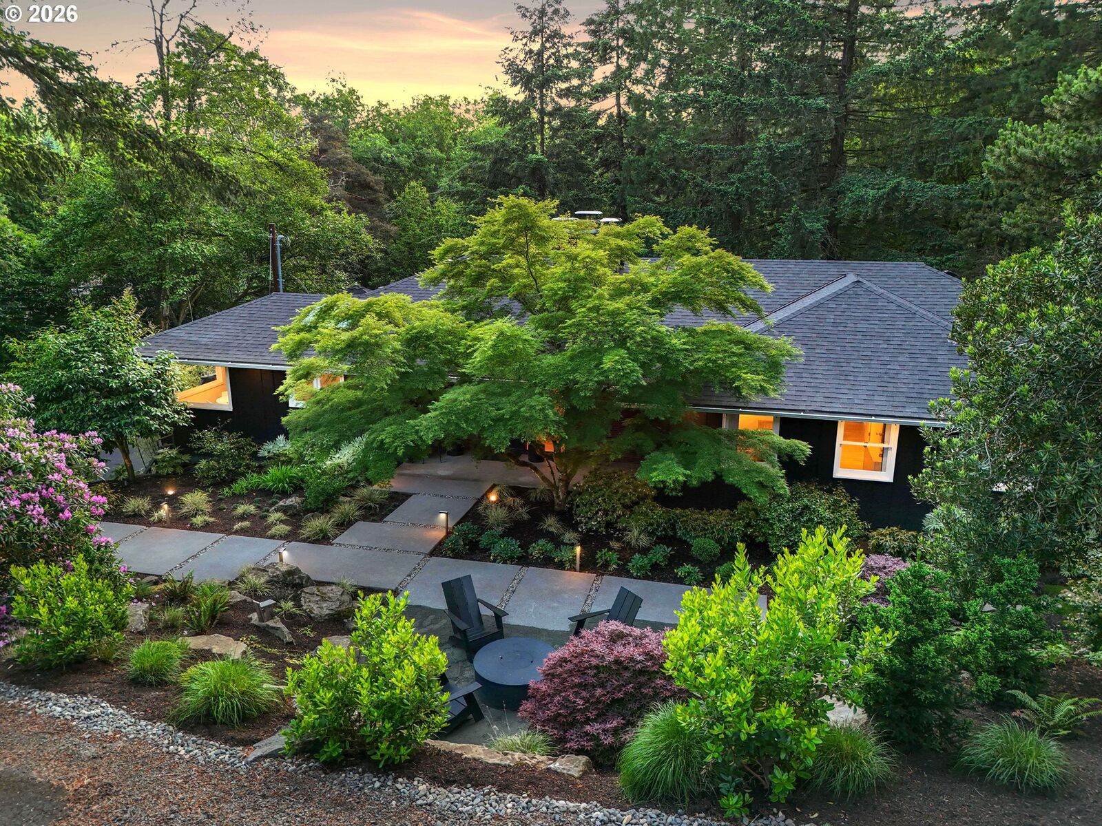 Property Photo:  1211 SW Highland Rd  OR 97221 
