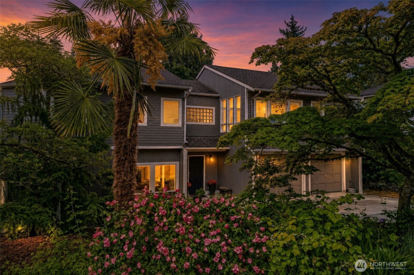 Property Photo: 750 Kalmia Court NW WA 98027
