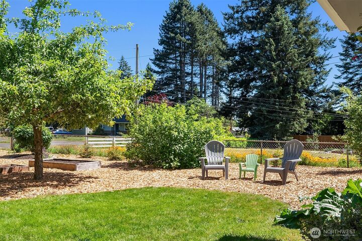Property Photo: 24026 54th Avenue W WA 98043
