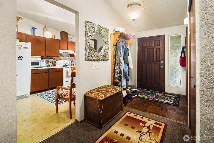 Property Photo:  1110  122nd Place SW  WA 98204 