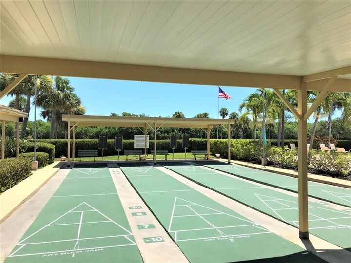 Property Photo:  23 Vista Gardens Trail 104  FL 32962 