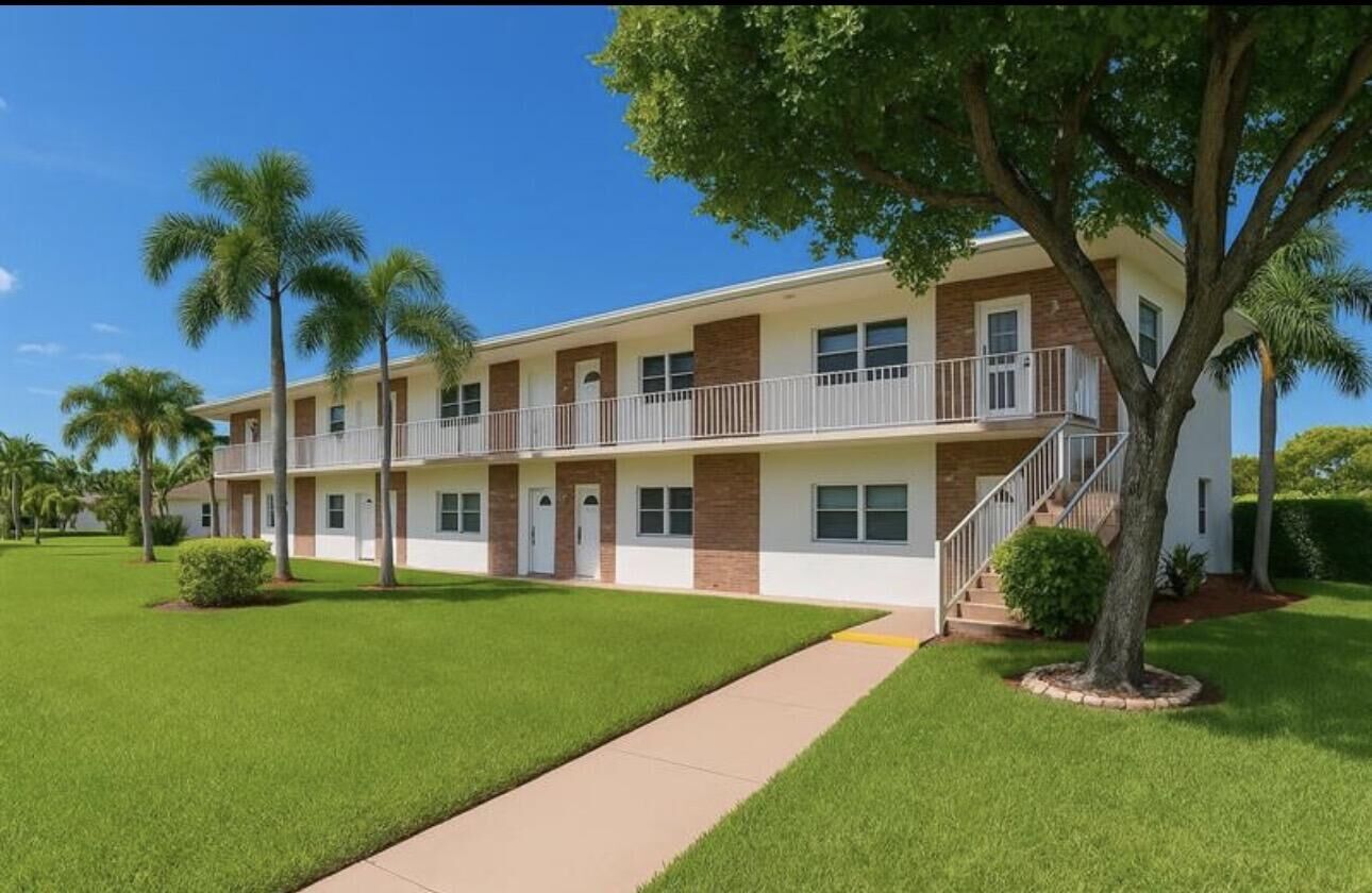 Property Photo:  2851 E Golf Boulevard 206  FL 33064 