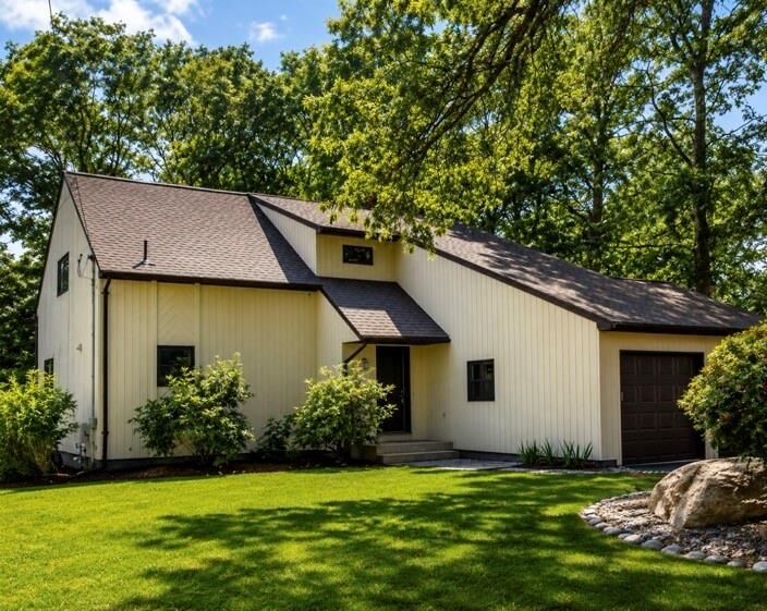 Property Photo: 6 Acacia Court RI 02816