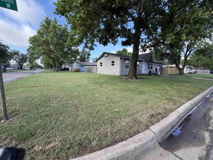 Property Photo:  2601 W 30th  KS 67217 
