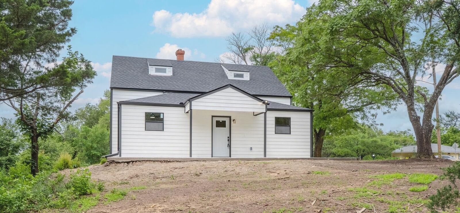 Photo de la propriété:  215 W Harrington  KS 67010 