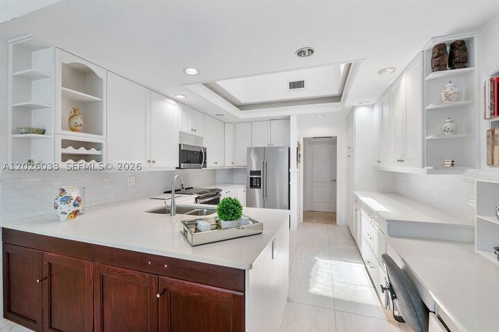 Property Photo: 10411 SE Terrapin Place 203 FL 33469