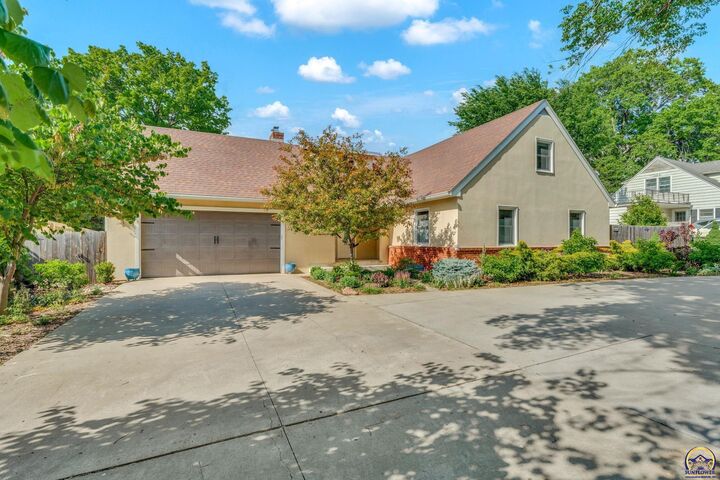 Property Photo:  3644 SW 15th St  KS 66604 