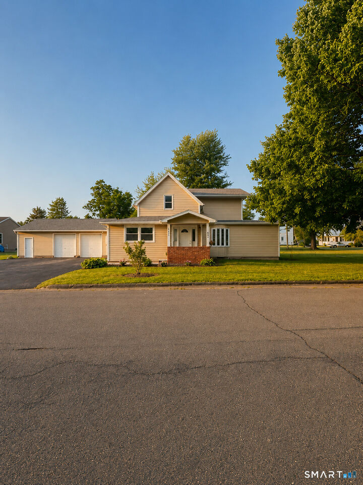 Property Photo:  461 Mountain Road  CT 06111 