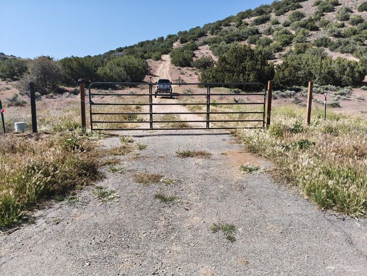 Property Photo:  0 Umtali  Road  CA 93561 