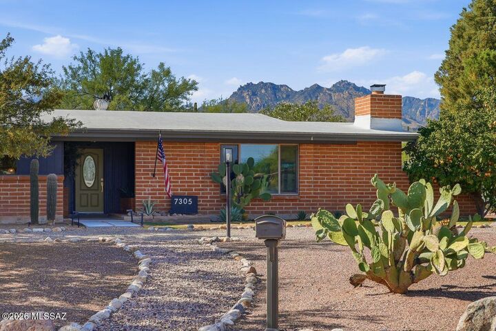 Property Photo:  7305 E Calle Agerrida  AZ 85750 