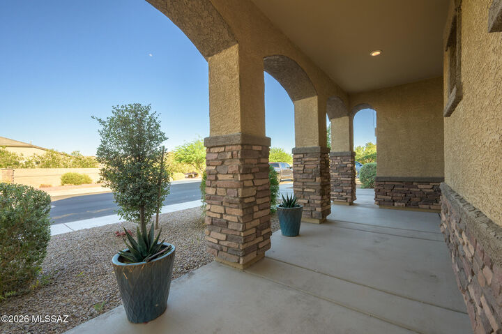 Property Photo:  12537 N Denton Way  AZ 85653 