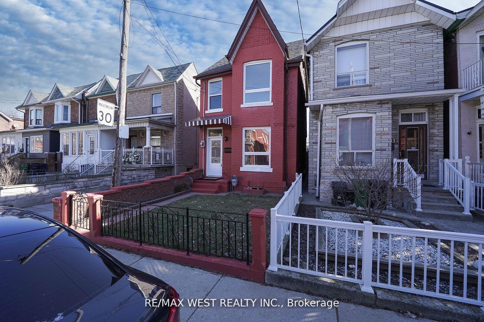 Property Photo: 115 Edwin Avenue ON M6P 3Z8