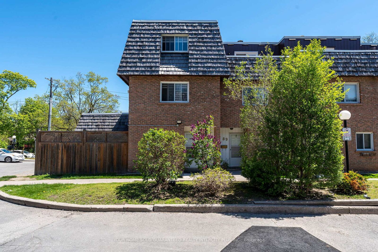 Property Photo: 10 Rodda Boulevard 91 ON M1E 2Z6