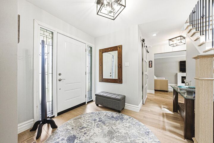 Property Photo:  5 Valleygreen Crescent S  ON L7C 1J3 