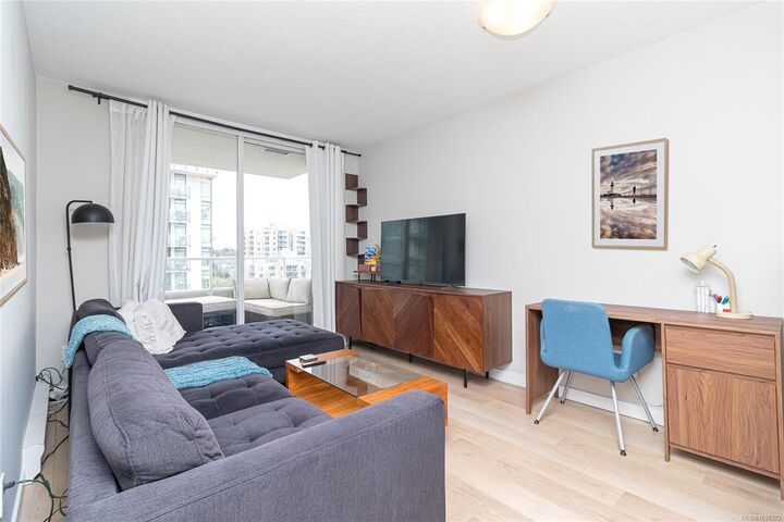 Property Photo:  930 Yates St #1203  BC V8V 3M2 