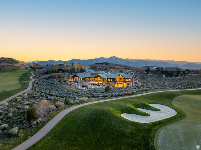 Property Photo: 2350 E Slingshot Way UT 84036