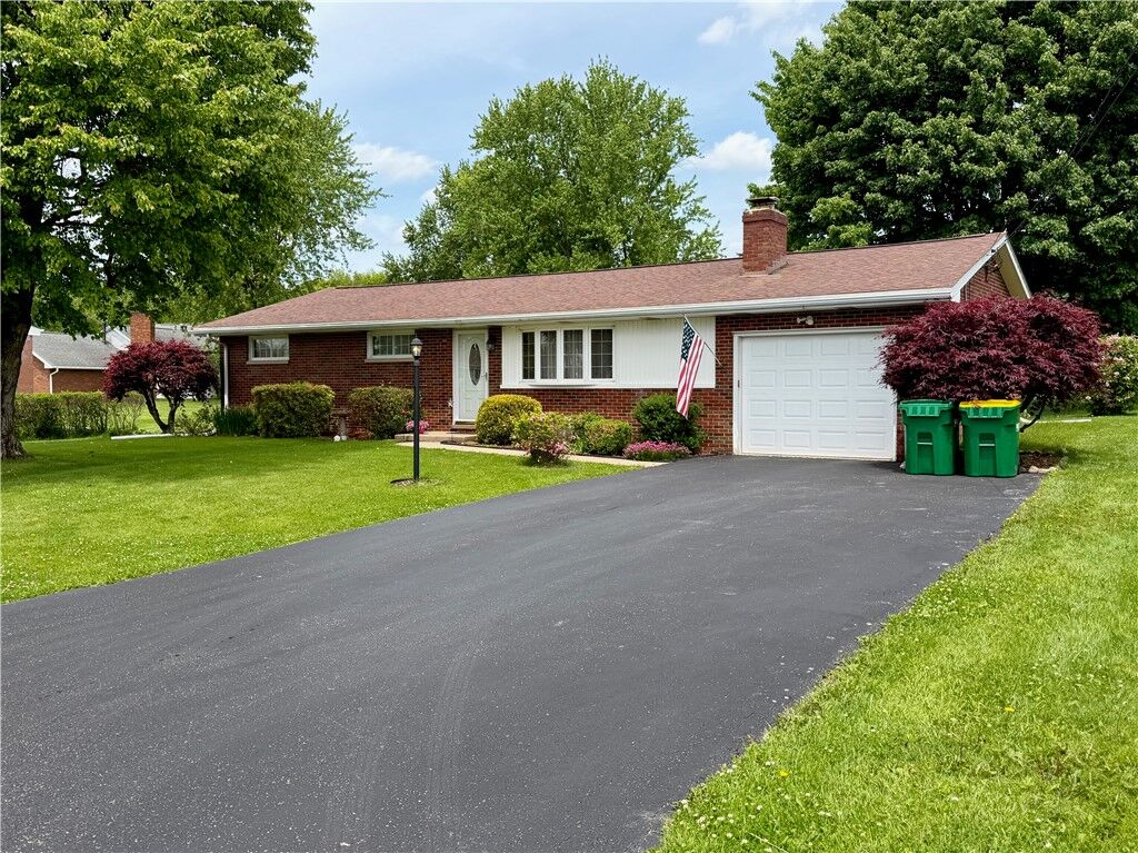 Property Photo:  155 Westwood Mnr  PA 16001 