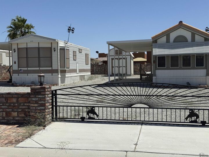 Property Photo: 14823 E 50 Dr AZ 85367