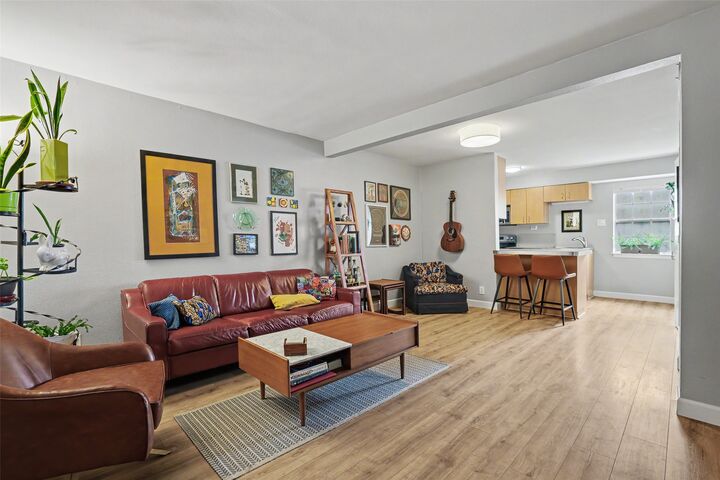 Property Photo:  300 Crockett Street 114  TX 78704 