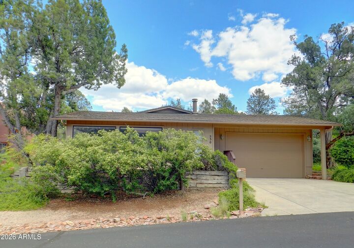Property Photo:  550 Barcelona Road  AZ 86336 