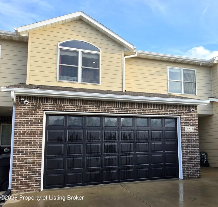 Property Photo: 2207 2nd Street W ND 58601