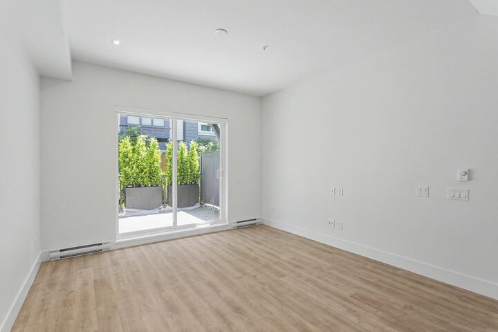 Property Photo: 2304 Emery Court 105 BC V7J 0G3