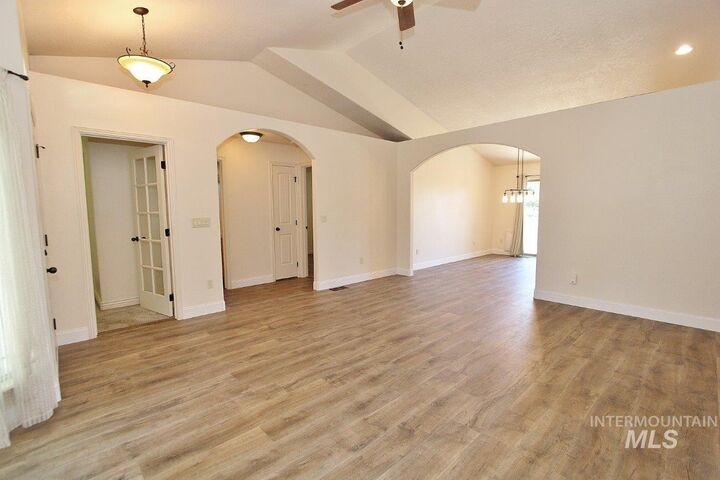 Property Photo:  370 S Schober Loop  ID 83686 
