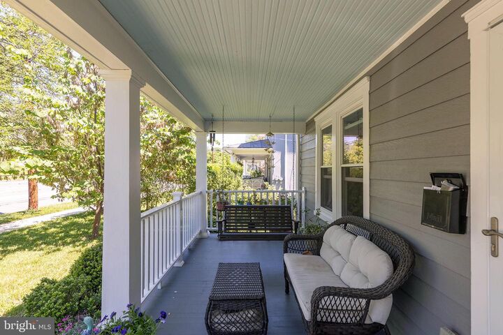 Property Photo:  244 Parkway Street  VA 22601 